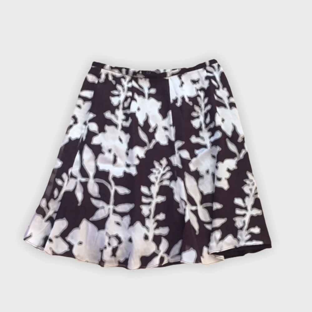 ARMANI collezioni floral silk skirt HP🎉